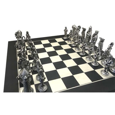 Mullingar Pewter Medieval Irish Designed Chess Set With Board