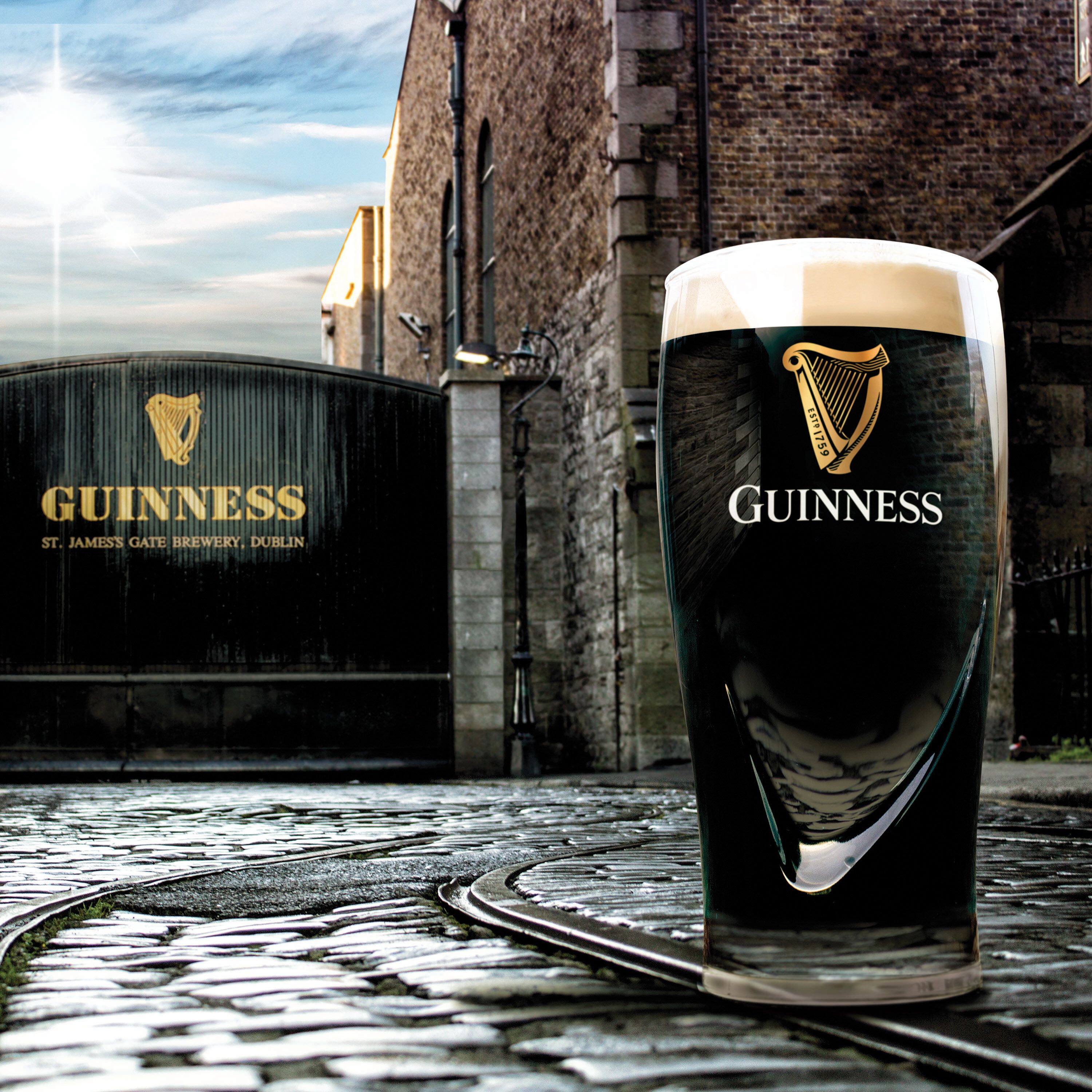 NEW OFFICIAL GUINNESS STOREHOUSE EXCLUSIVE DUBLIN CRYSTAL GLASS W/BOX 