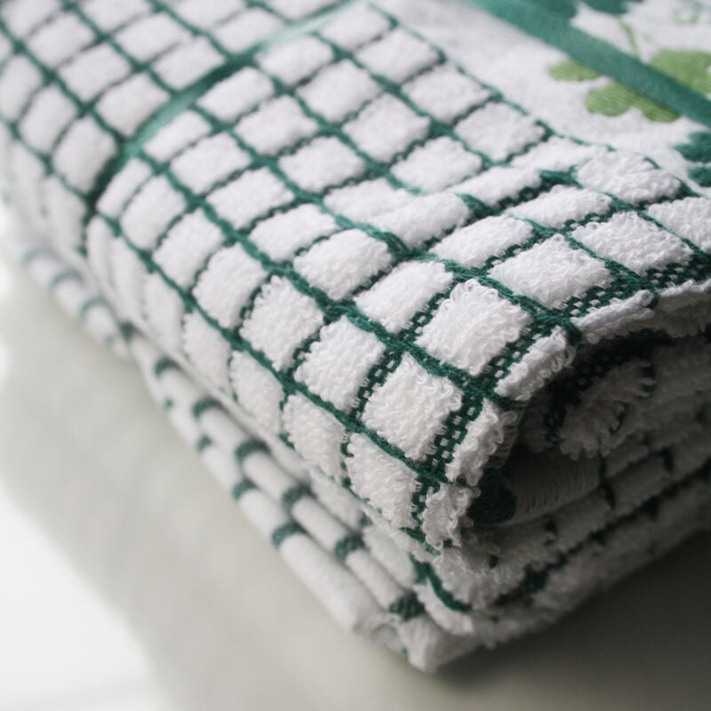 Bale Of Two Shamrock Poli-Dri 100% Cotton T-Towels