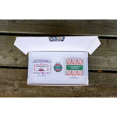 The Moher Soap Co. Puffin's Perch Wid Rose Gift Set